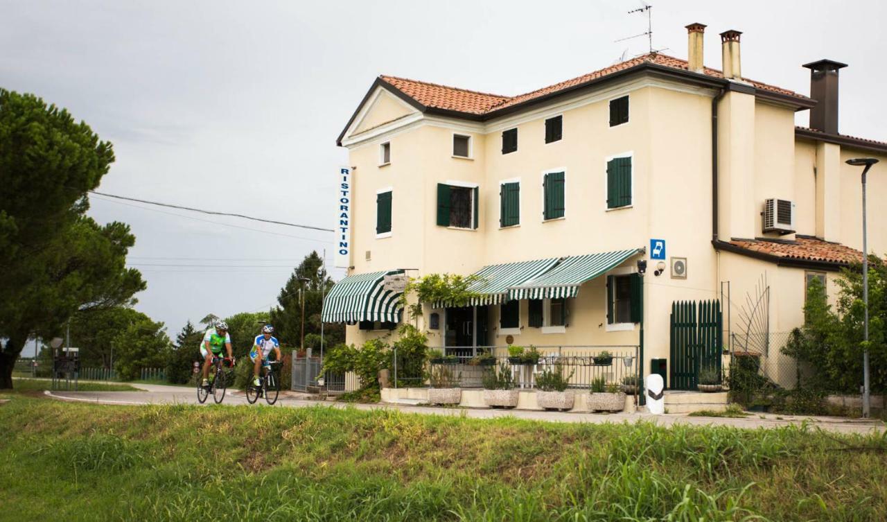 Articiocco Hotel Cavanella Po Exterior photo